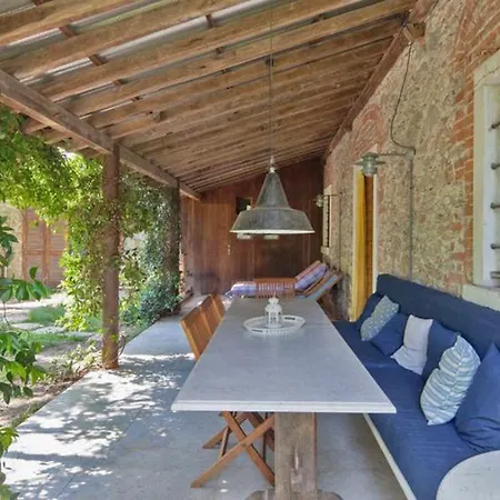 Clematis Holiday home